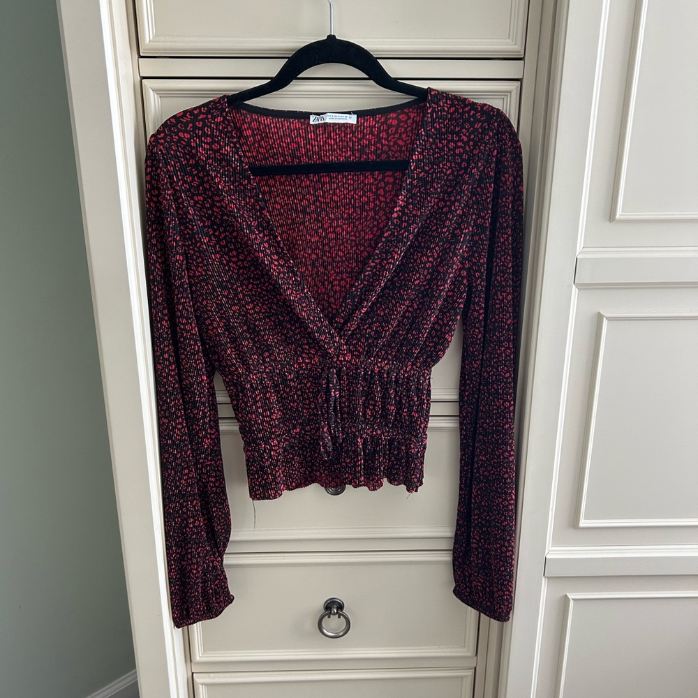 Zara Red and Black Patterned Blouse